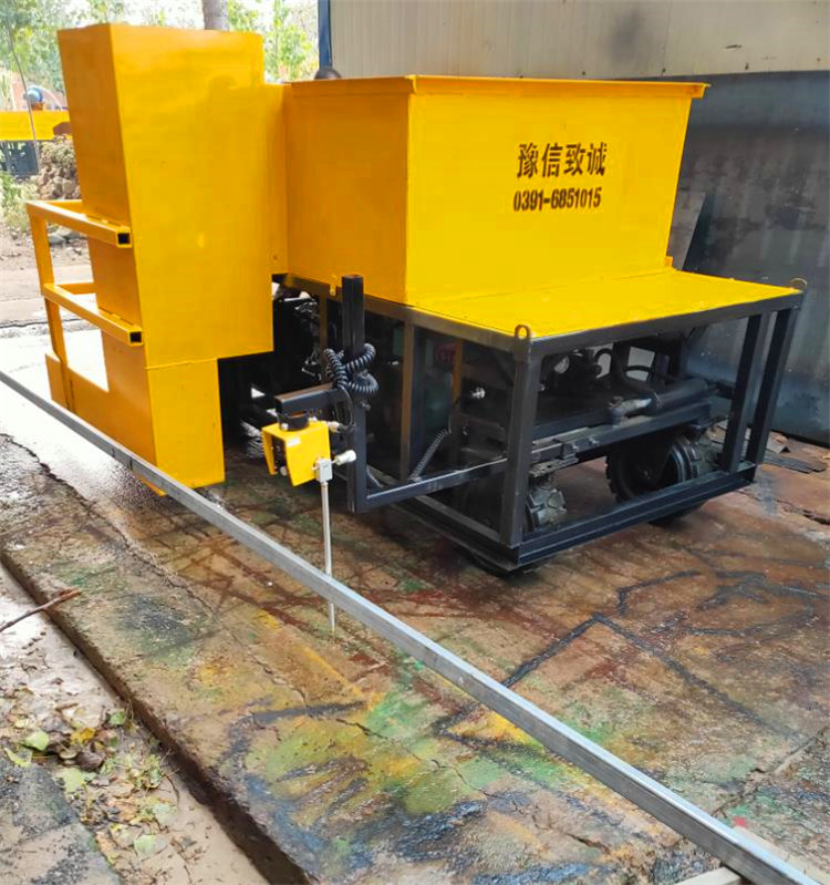 廣東韶關路緣石滑模機自動感應轉向模塊